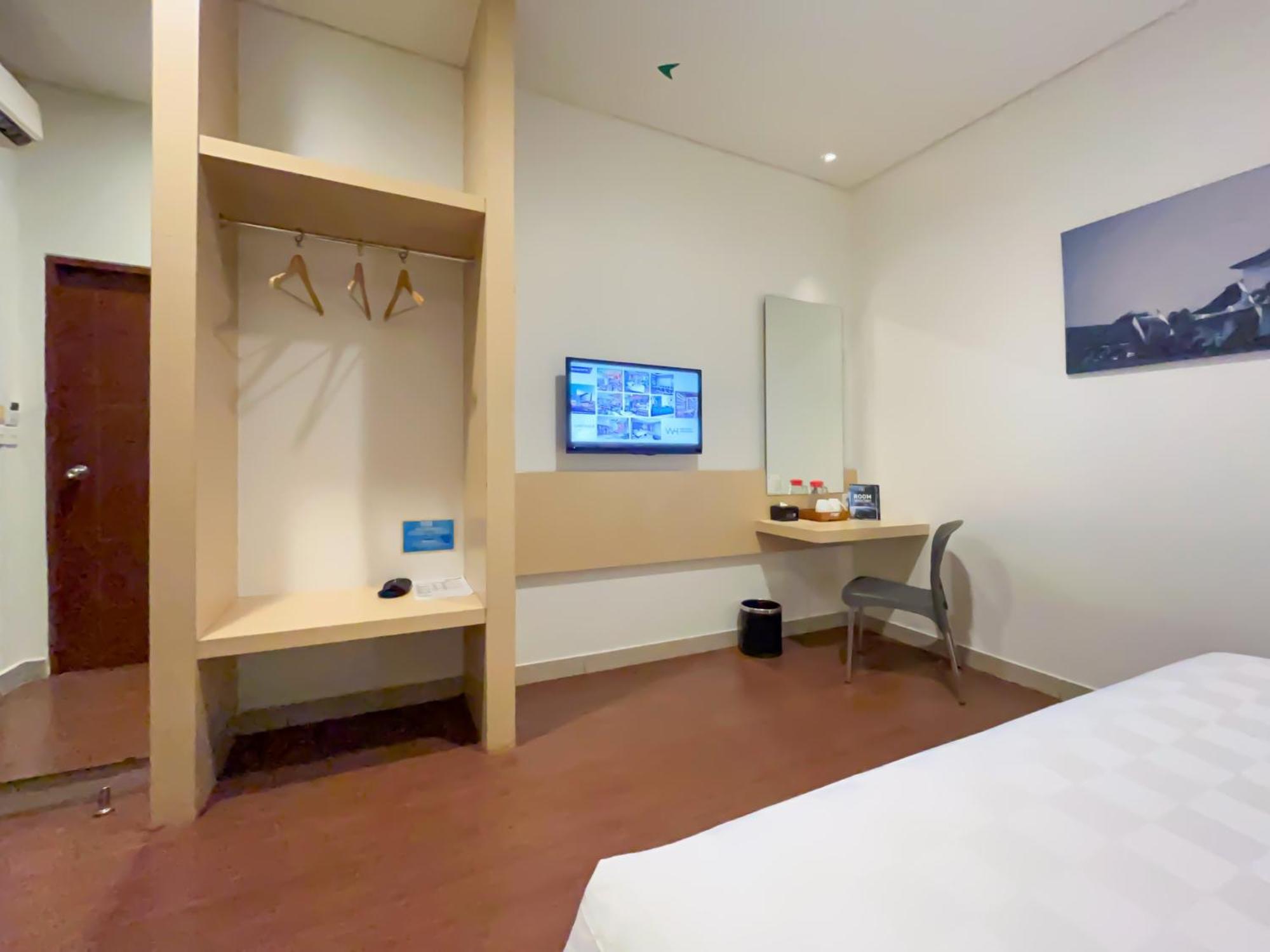 Hotel 88 Embong Malang Tunjungan Surabaya By Wh - Breakfast With The Best View On The Highest Floor And Strategic Location In The City Center Exterior photo